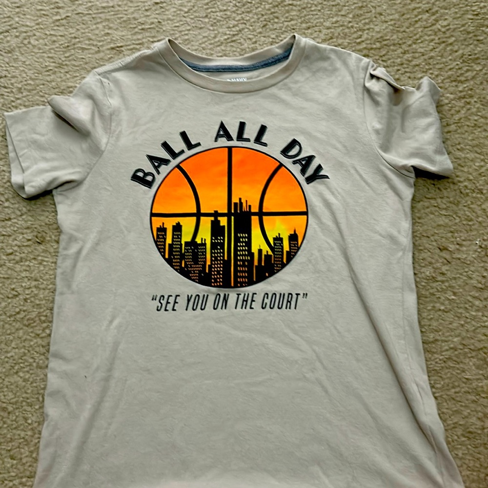 Old Navy youth basketball t-shirt